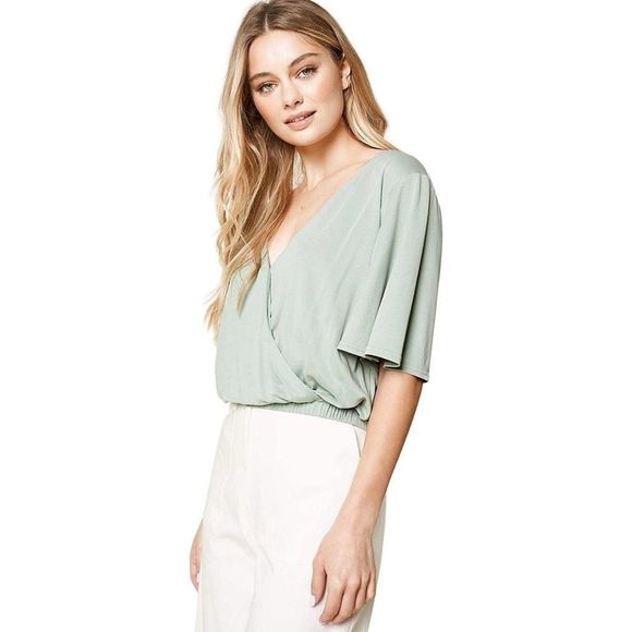 NWOT Sugar Lips Women's Small Courage Short Sleeve Surplice Knit Top V Neck - Picture 2 of 6